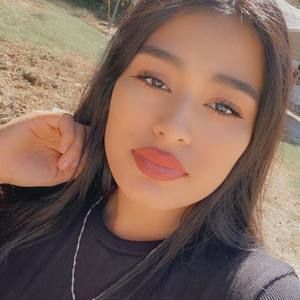 Meet your Posher, Luz